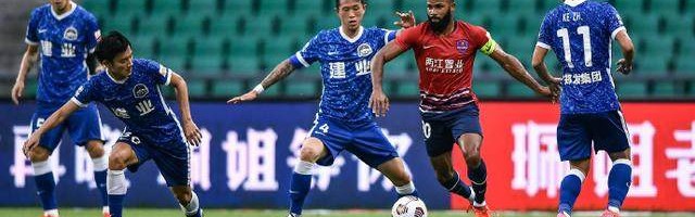 kaiyun-张外龙祝贺球员创造奇迹 3球大逆转找回重庆精神